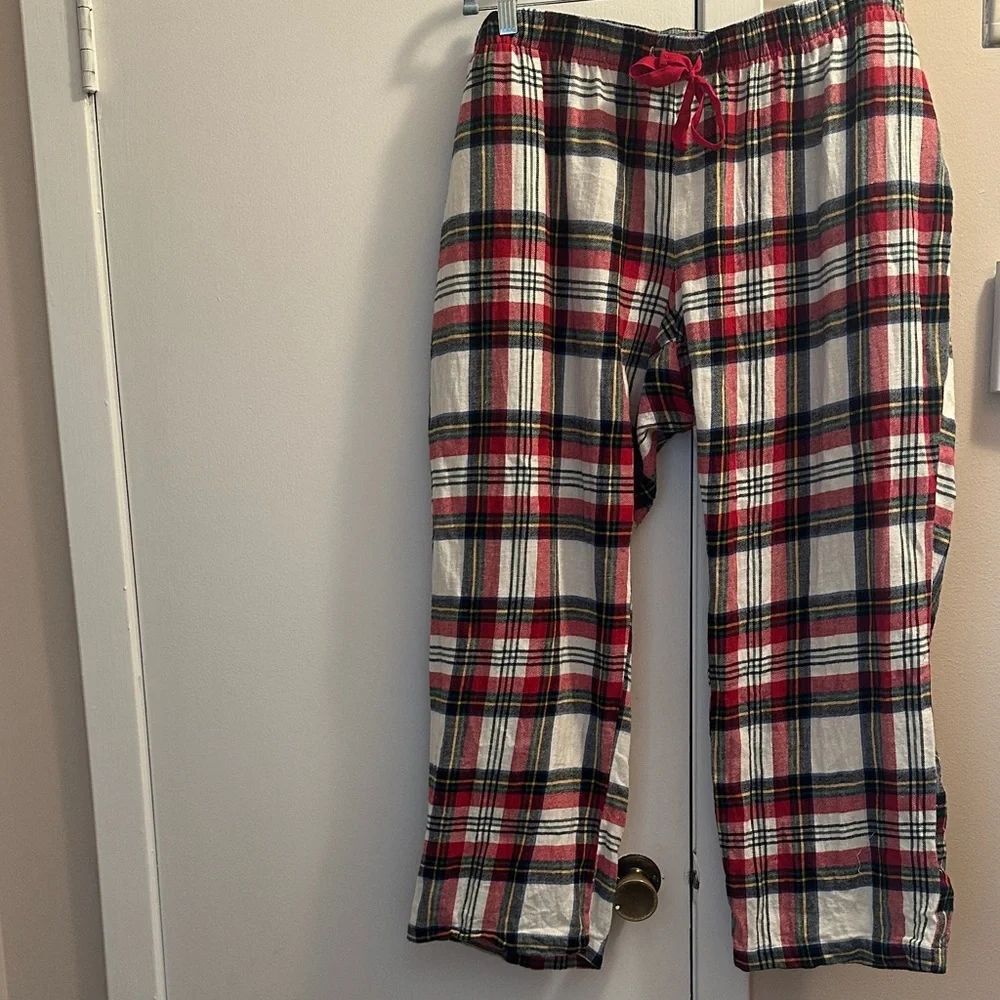 Old Navy Red and White Plaid Pants